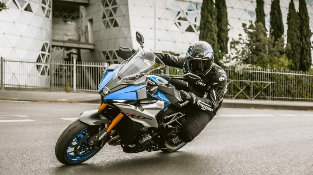 Die Suzuki GSX-S 1000 GX